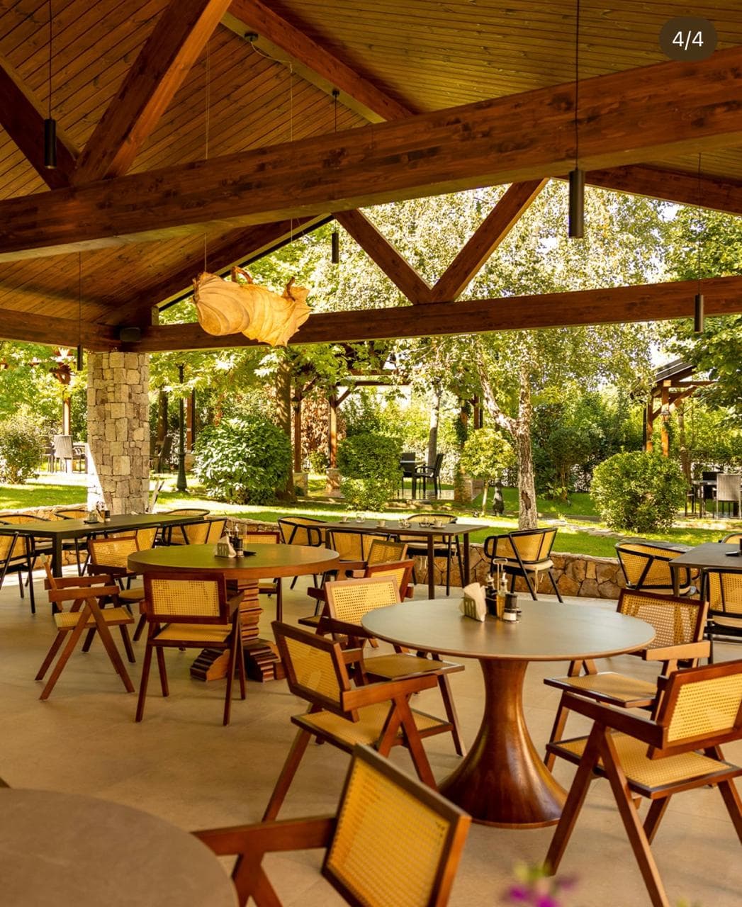 Taraca e jashtme Farm 88 restorant me pamje në natyrë Tiranë